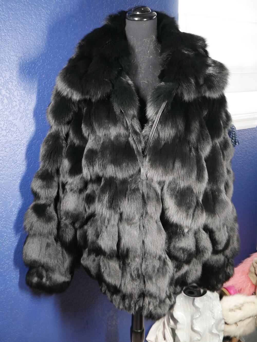 Amazing men's black fox fur bomber jacket coat XL